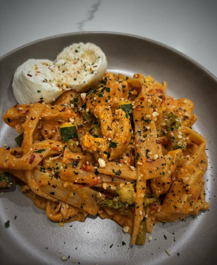 One-Pan Keto Chicken Alfredo