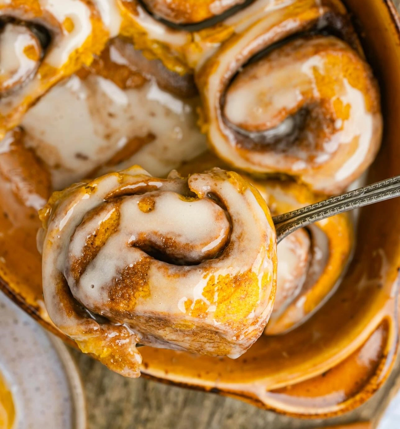 pumpkin cinnamon rolls